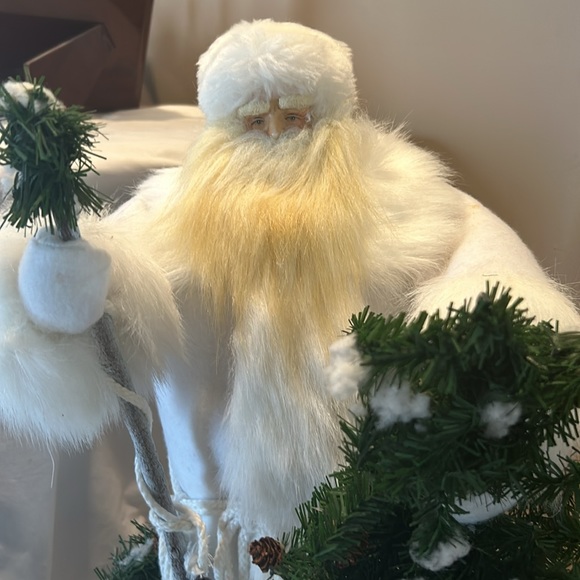 Santa 19" Tall Christmas Santa In White Suit Excellent Pre-owned Condition - Picture 11 of 11